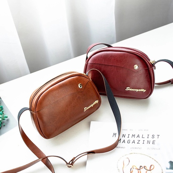⚡SALE⚡Brown Faux Leather Crossbody Bag - Picture 2 of 3